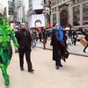 17 Weird Photos Of The Green Goblin In Times Square